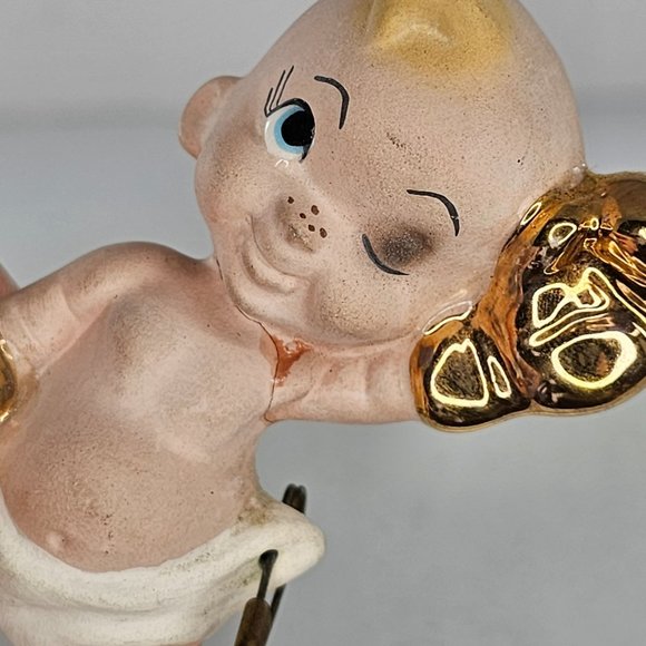 Freeman McFarlin Baby Boxing Gloves Figurine Diaper Pin *REPAIRED* - Picture 7 of 8